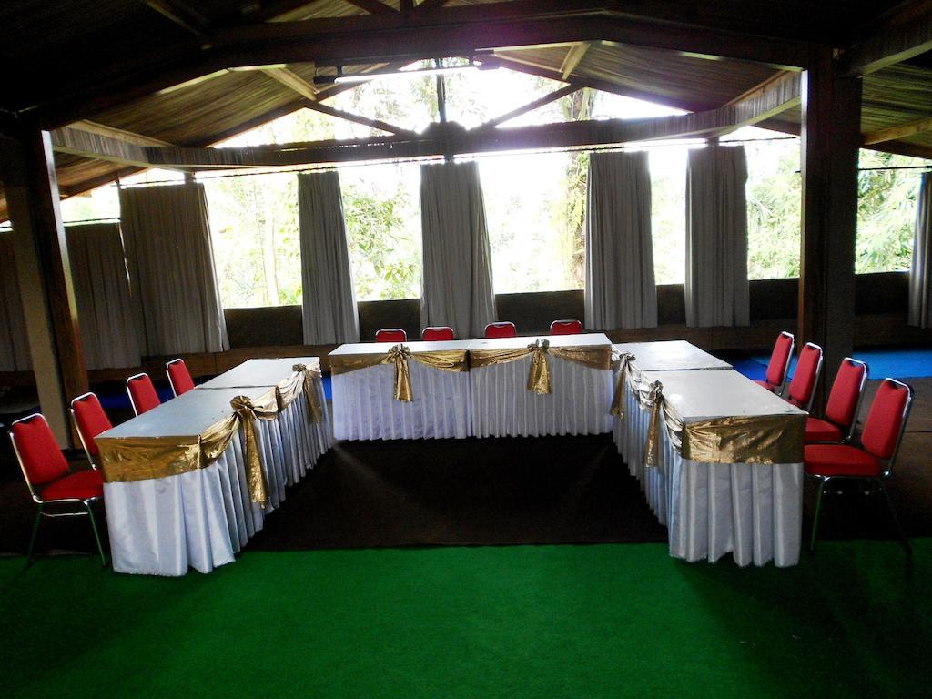 The Aura Shanti Retreat Baturiti Exterior photo