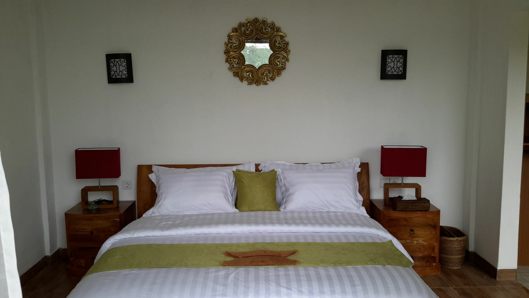 The Aura Shanti Retreat Baturiti Exterior photo
